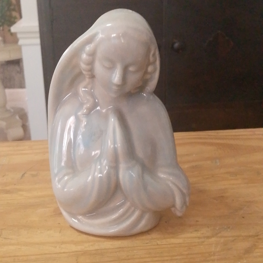 Vintage Gonder Ceramic Mother Mary Planter